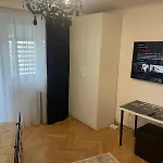 Studio * Bükreş