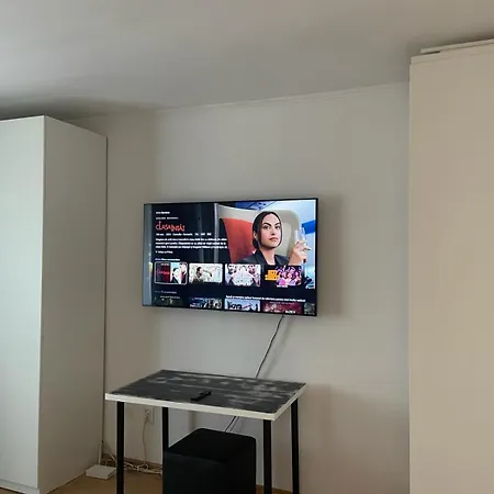 Apartment Emm - 100m Parc Si Metrou Tinererului *