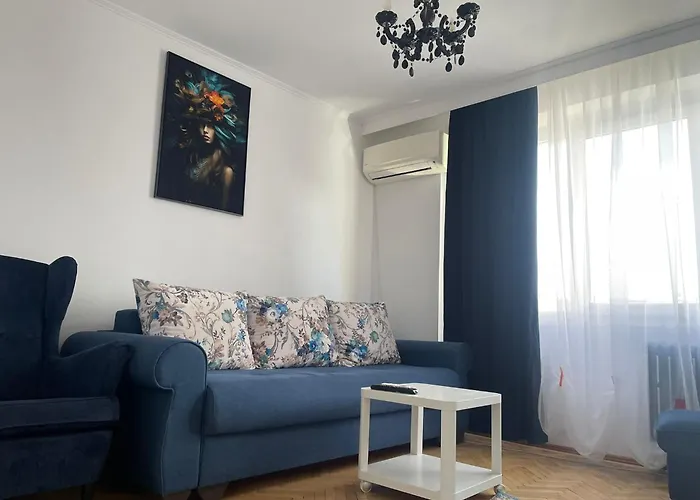 Studio Apartment *